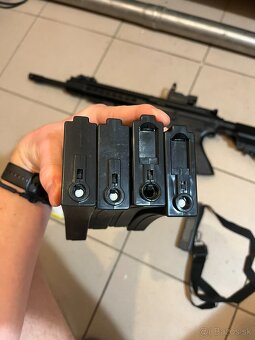 Airsoft M4 CBQ puška/zbraň s príslušenstvom - 4