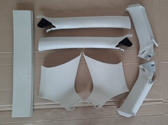 rozpredám interiér Passat B8 - 4