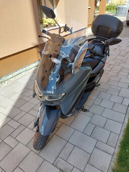 Yamaha nmax 125 - 4