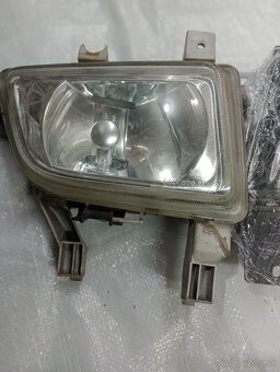 Mazda 323f z roku 2001-náhradné diely - 4