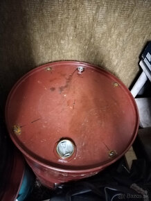 Predám 200l sud s doskou - 4