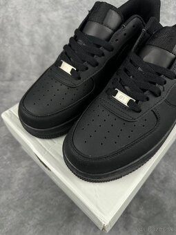 Nike Air Force 1 Čierne - 4