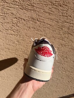 Nike jordan 1 low travis scott - 4