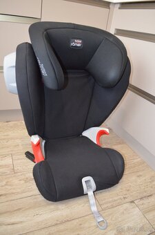 Britax Römer Kidfix SL 15-36kg + SICT - 4
