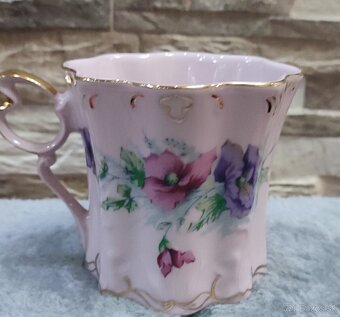 Růžový porcelán, hrníček Chodov - 4