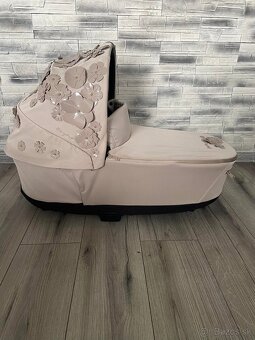 Cybex priam 4.0 Simply flowers beige - 4