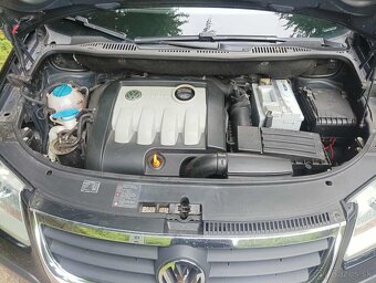 VW TOURAN 1.9 TDI TOP STAV - 4