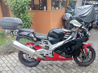 Aprília RSV 1000 87kw - 4