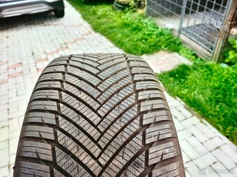 celoročné pneumatiky 235/45 r18 - 4