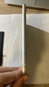 iPhone Xr na diely - 4