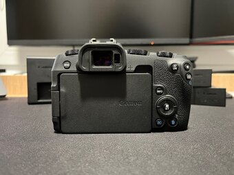 Canon EOS RP + 5x batéria LP-E17 - 4
