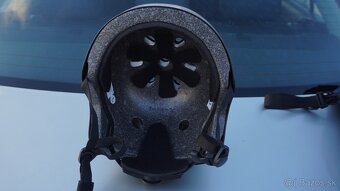 Skate prilba – veľkosť L, ako nová (Senec) - 4