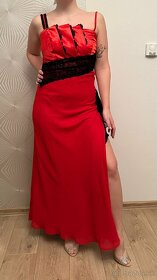 Červené plesové šaty - 4
