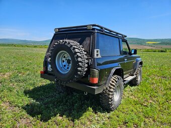 Nissan Patrol Y60 - 4