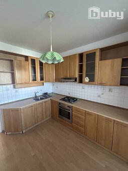 PREDAJ - 3 IZBOVÝ SLNEČNÝ BYT, ROZKVET, POVAŽSKÁ BYSTRICA - 4