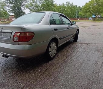 Nissan almera - 4