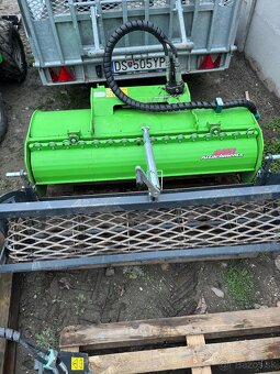 AVANT mininakladač + vidly, lopata, spätná fréza - 4