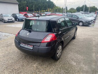 Renault Megane 1.5 dCi Dynamique Confort - 4