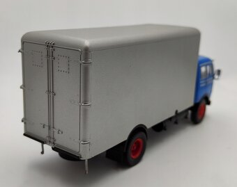 Mercedes LP 334 1:43 - 4