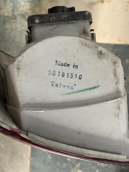 Zadne svetla VW Touran - 4