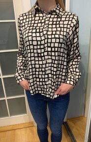 Béžovo čierna blúzka - 4