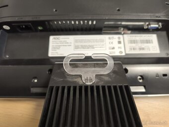 Predám 17" LCD monitor AOC - 4