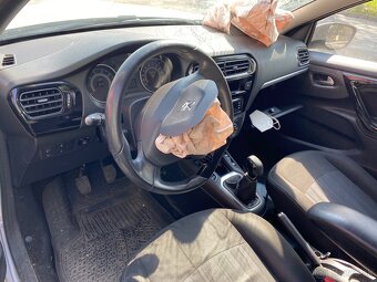 Rozpredam Peugeot 301 1.2 2015 - 4