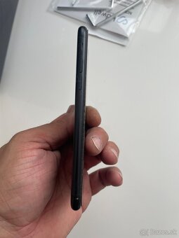 Iphone SE 128 GB čierny - 4