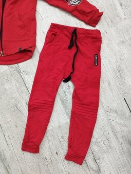 Stylovy cerveny set 128 - 4