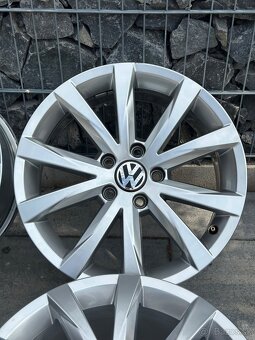 ✅5x112 r17 vw original Passat b8 beetle - 4