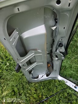 Predam kufrove dvere Octavia 2 kombi - 4