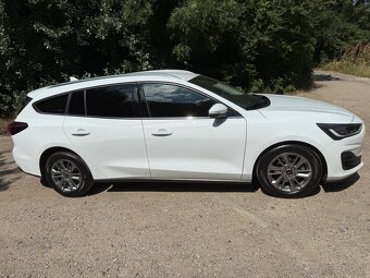 Ford Focus Kombi 1.0 EcoBoost mHEV Titanium A/T - 4