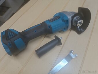 Flexu na batérie makita - 4