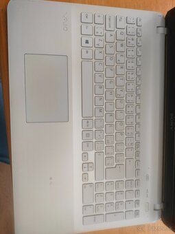 Sony Vaio svf152c29m - 4