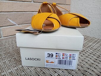 Nové Lasocki, vel.39 - 4