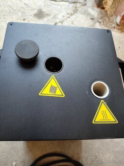 Predam fontany, studene iskry - 4