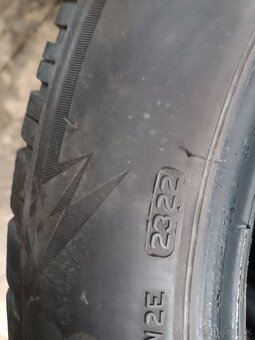 Zimne pneumatiky Bridgestone 215/55R17 - 4