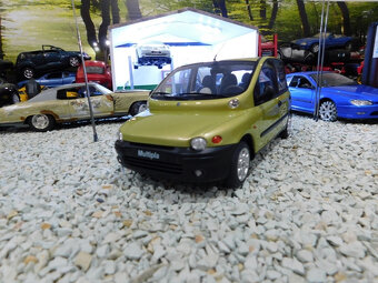 model auta Fiat Multipla Otto mobile 1:18 - 4