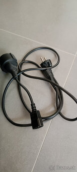 APC Smart UPS 750VA LCD 230V (500W) - 4