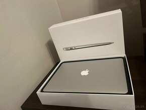 Apple Macbook Air 13.3” 2017 - 4