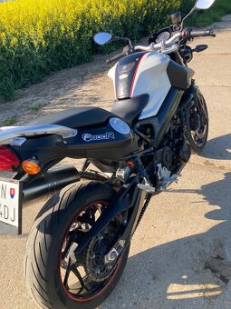 BMW F800R - 4