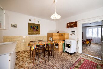 Starší rodinný dom s väčším pozemkom, 1635 m2, Veľký Slivník - 4