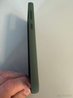 Samsung galaxy S23 plus - 4