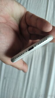 Predam iPhone 8 64 GB - 4