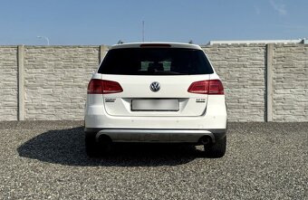 Volkswagen Passat Alltrack - 4