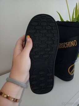 LOVE MOSCHINO SNEHULE - 4