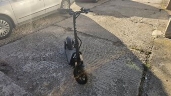 Elektrická kolobežka Cory Sprint 450W - dojazd 70km - 4