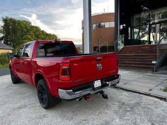 Dodge RAM LARAMIE - 4