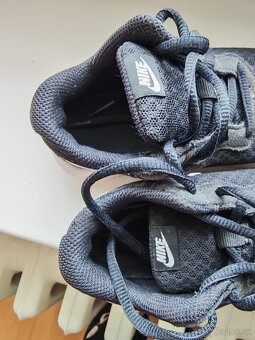 Tenisky Nike v. 27,5 - 4