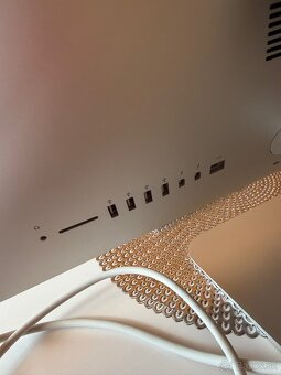 iMac 21.5 2013 cena 190€ - 4